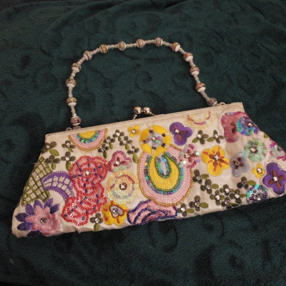Vintage Beaded Clutch - Picture 3 of 8